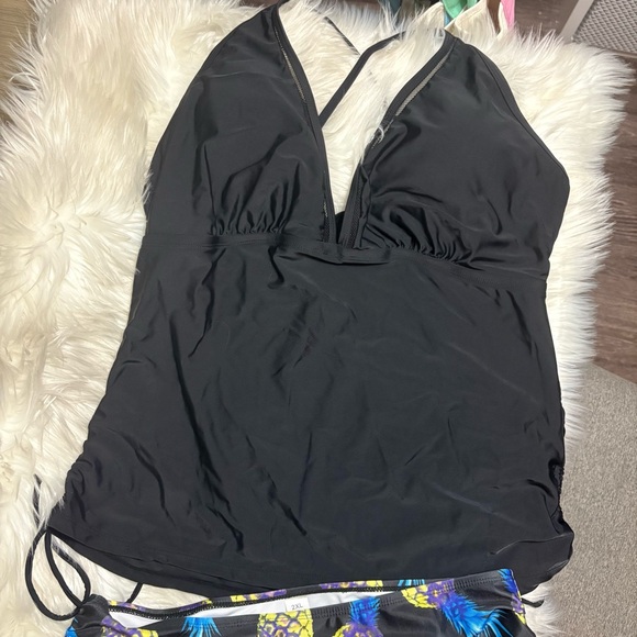 Black Pineapple Print Swimsuit - Picture 2 of 5